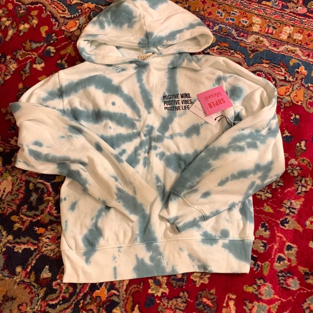 NWT URBAN NATION HOODIE